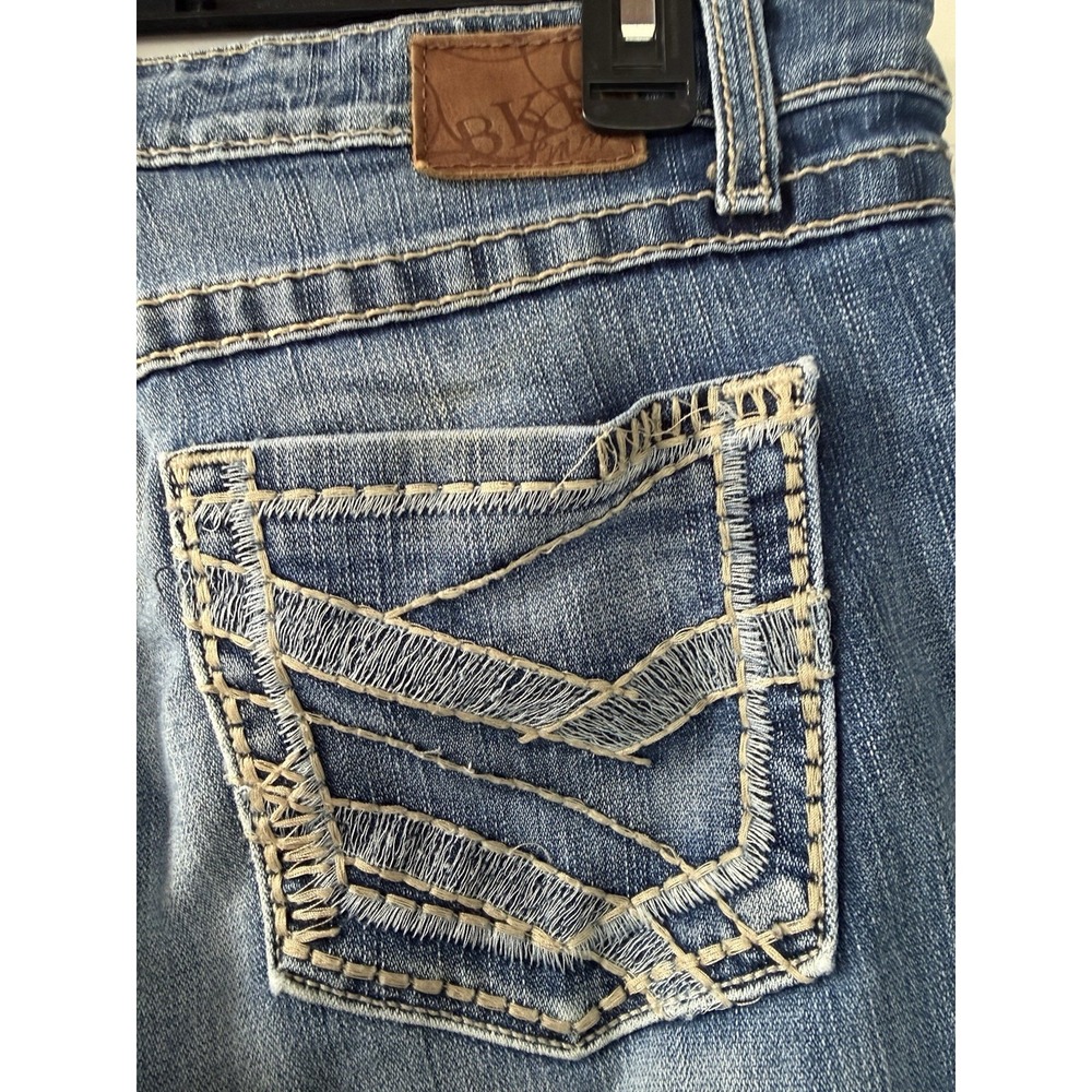 BKE Sabrina Jeans Womens 30x33.5 Med Wash Mid Rise Bootcut Embroidered 90s Y2K - Picture 4 of 8